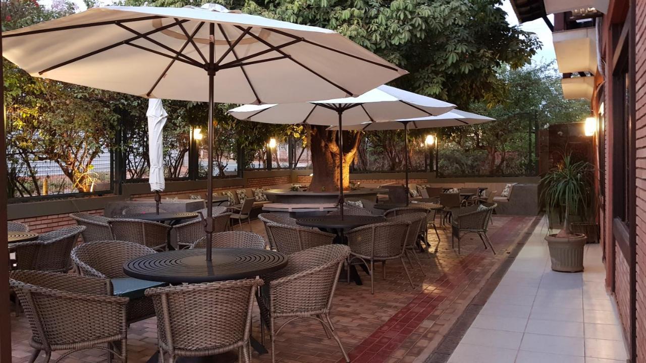 Hotel Das Palmeiras Paracatu Kültér fotó