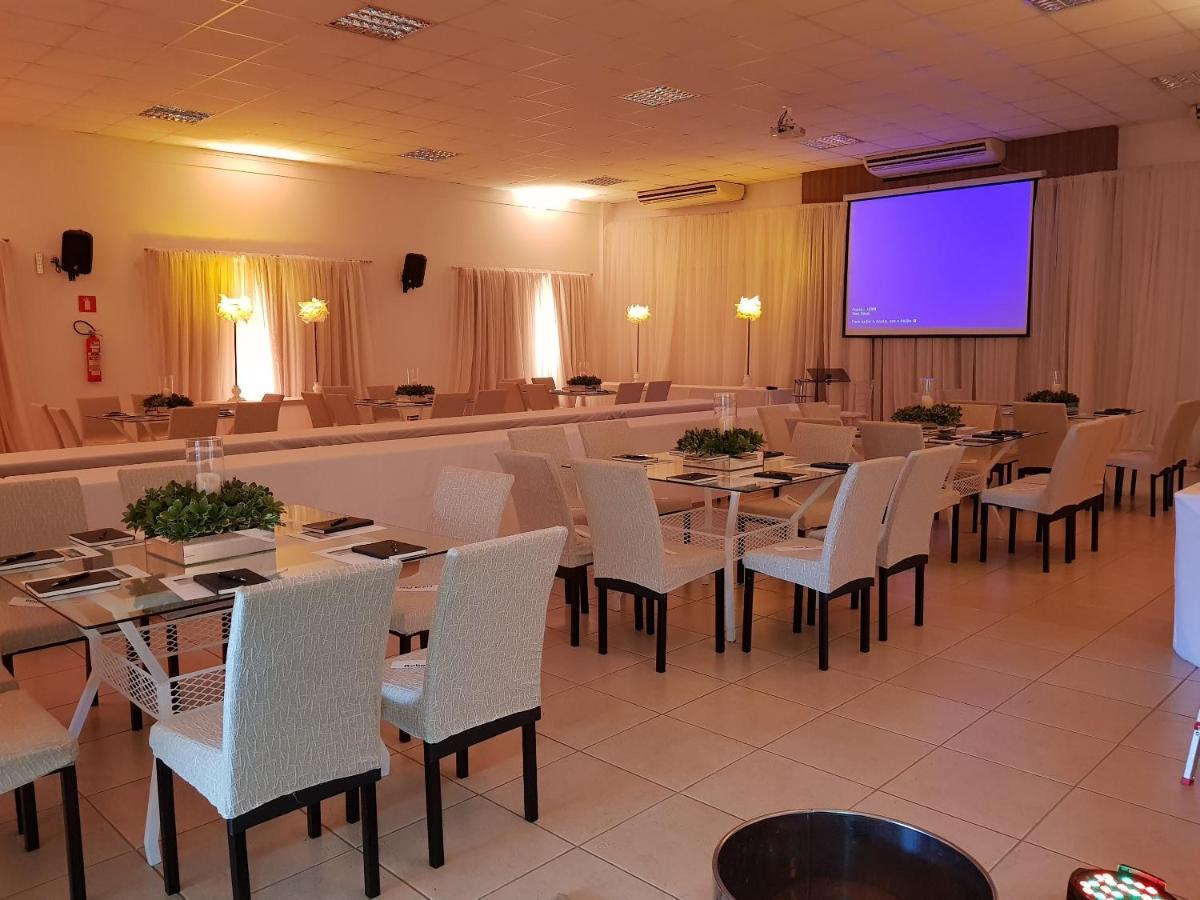 Hotel Das Palmeiras Paracatu Kültér fotó