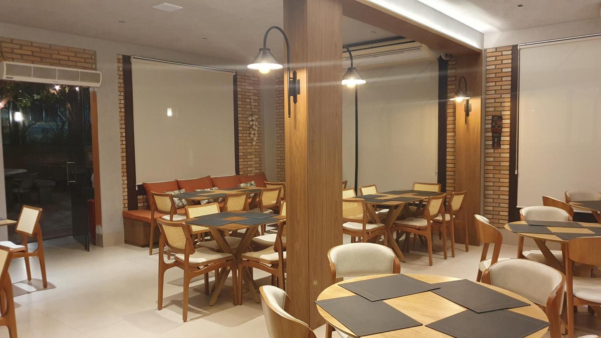 Hotel Das Palmeiras Paracatu Kültér fotó