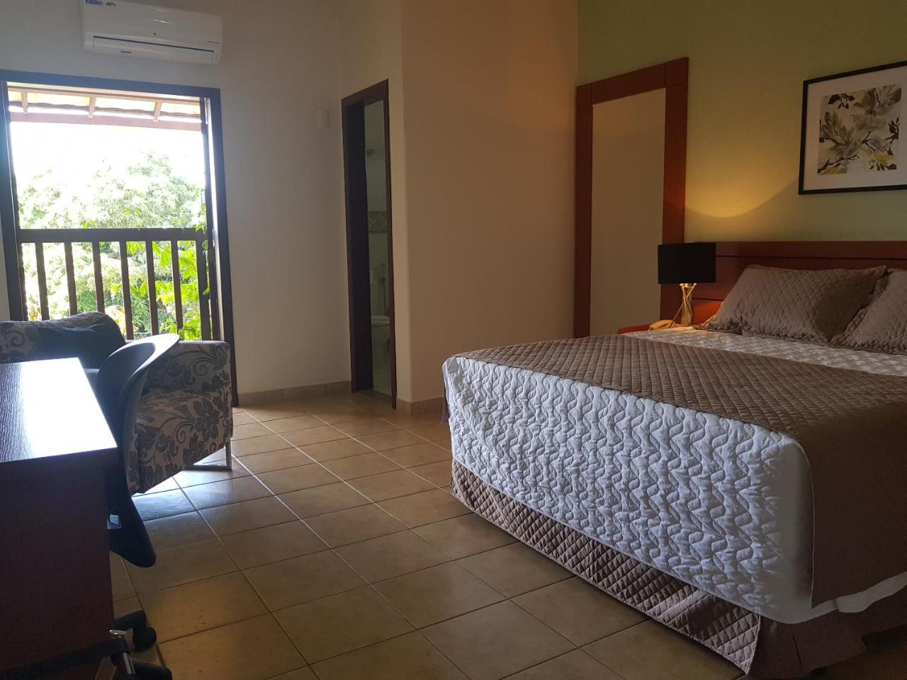 Hotel Das Palmeiras Paracatu Kültér fotó