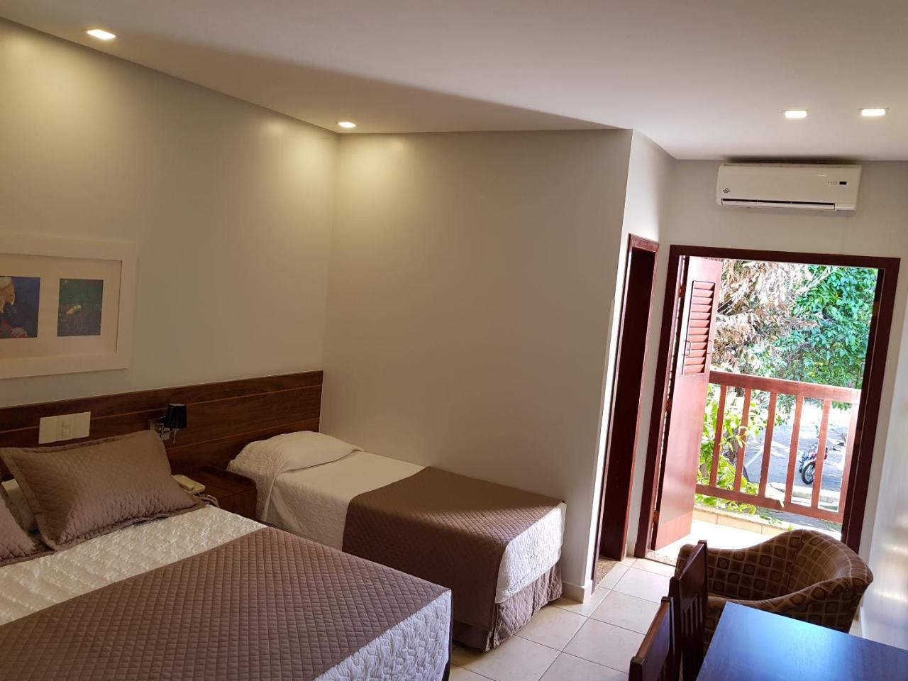 Hotel Das Palmeiras Paracatu Kültér fotó